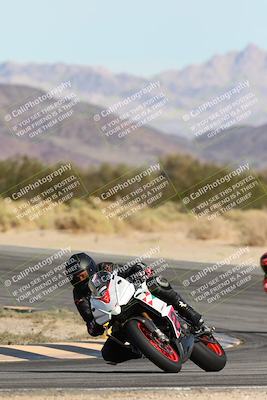 media/Nov-16-2025-Race Pace (Sun) [[8c5fa54630]]/Non Verified Riders (1st 20 Minutes)/2-Turn 10 (1010am)/